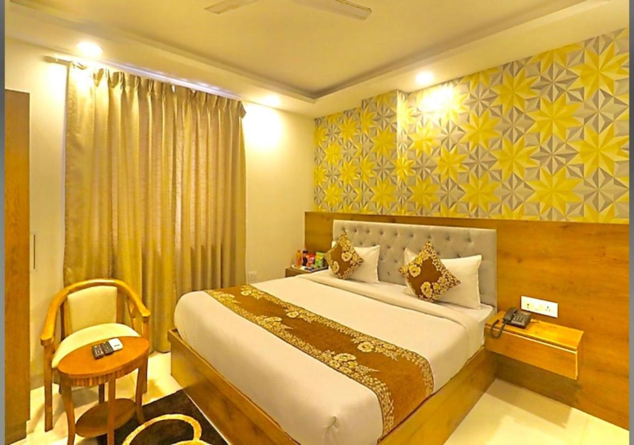 Hotel Qubic Near Igi Delhi Airport Νέο Δελχί Εξωτερικό φωτογραφία
